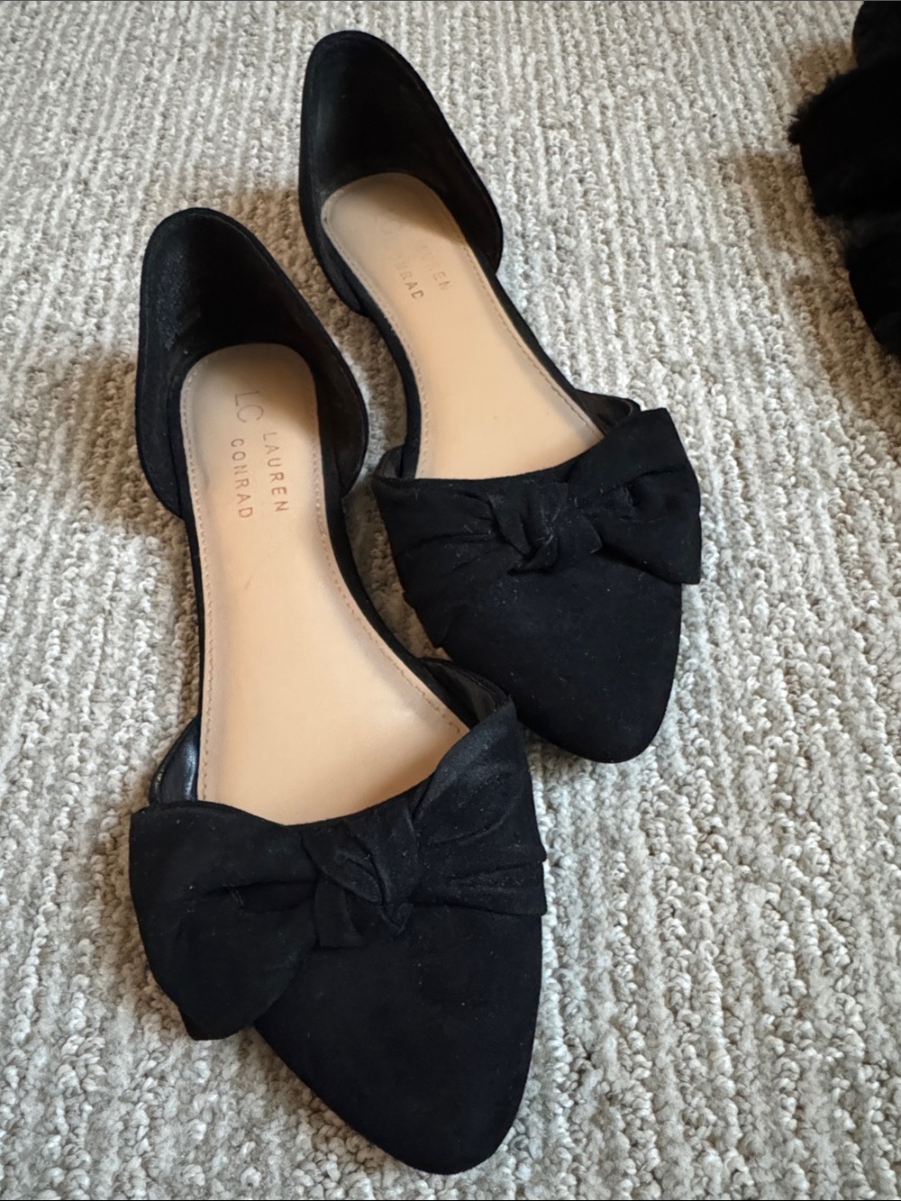 LC Lauren Conrad Black Pointed D'Orsay Flats with Bow